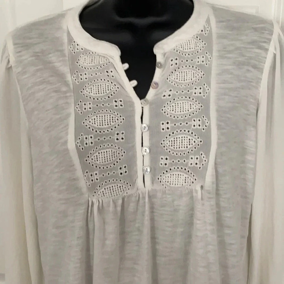 Lucky Cream shirt size medium - Picture 2 of 4